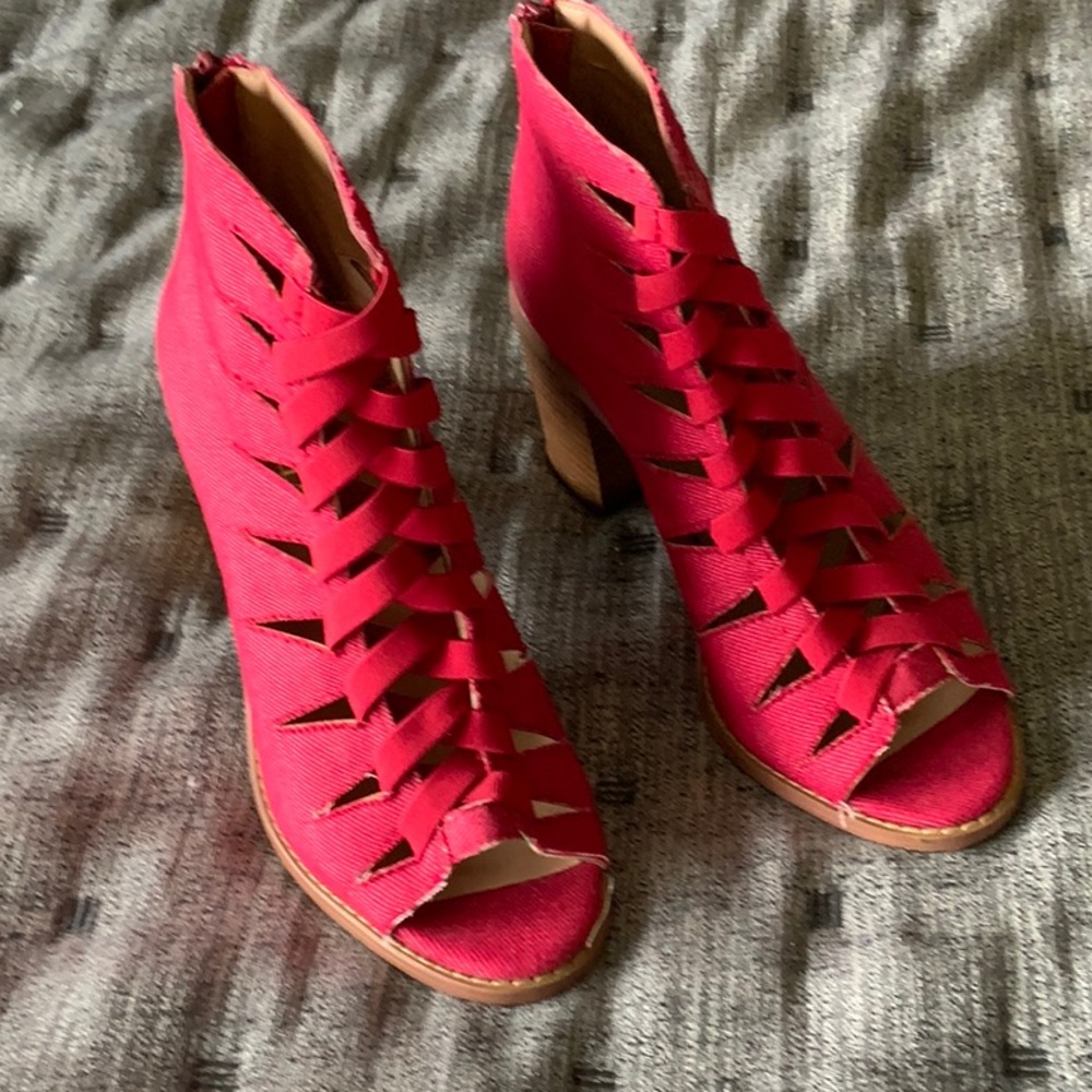 Women's Red Strappy Heeled Sandals